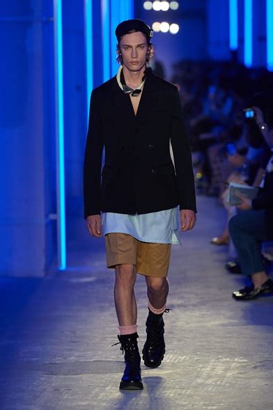 prada uomo primavera estate 2019|SFILATA PRADA UOMO PRIMAVERA/ESTATE 2020 .